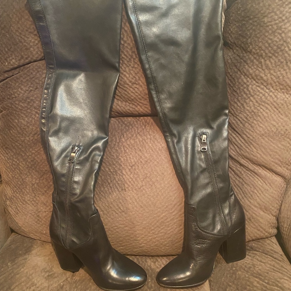 Charles David over the knee boots size 6 new
